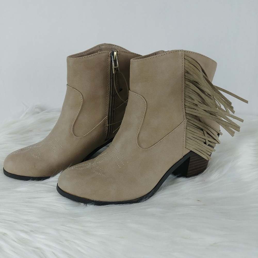 Sam & Libby Watson Cowgirl Ankle Booties w Fringe